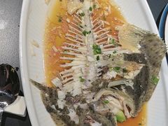 -赶海部落海鲜城(海阳路店)