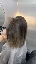 -Tloml salon