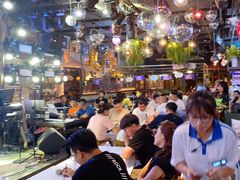 大堂-胡桃里乐队酒馆