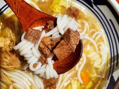-鑫花溪牛肉米粉(东环大润发店)