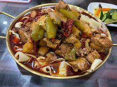 -牛一嘴·兰州牛肉面·大盘鸡(财富中心店)