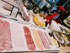 -大中华希尔顿酒店-念自助餐·嗨啤·小龙虾