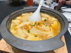 -鞍山大白鲨美食酒店