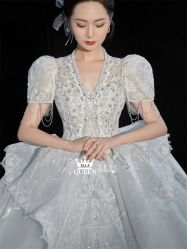 点击看大图 -艾拉·女王婚纱礼服馆