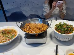 -三湘四水正宗湘菜(君峰路店)