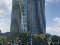 -上海跨国采购会展中心