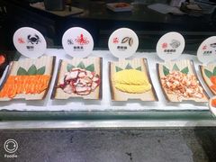 -钱小奴海鲜自助黑金店(杭州滨江龙湖店)