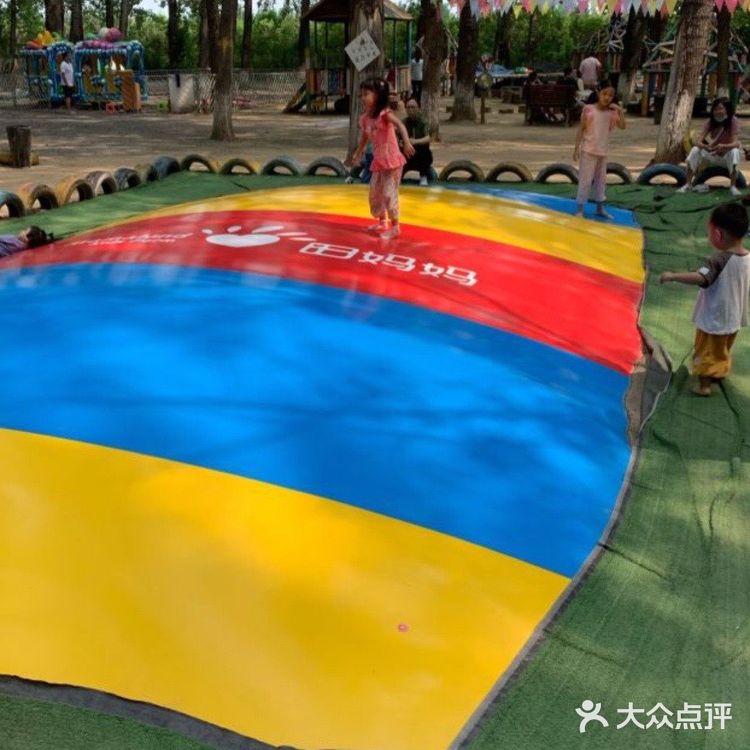 超happy的假期遛娃地等你和娃来玩哦[吐]