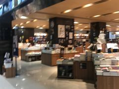 -新华书店(沙坪坝书城店)