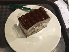 -星巴克(上海虹桥南丰城办公楼店)