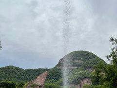 -龙潭大峡谷