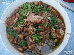 大碗卤煮`吃了好几块肉之后才想起来拍照-胖子卤煮