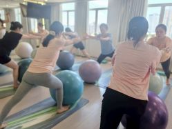 -爱尔乐美孕产瑜伽·普拉提