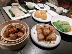 -粤凤佬