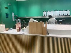 -奈雪的茶(优特汇店)