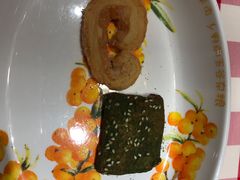 -上海哈尔滨食品厂(合生汇店)