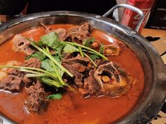 羊蝎子暖锅-新凯旋烧烤·燕姐千岛湖土菜