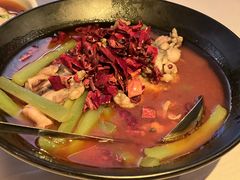 馋嘴牛蛙-龙门阵茶屋川菜馆(武康路店)