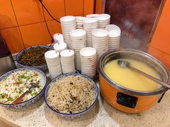 -闫家驴肉老店(华电一校店)