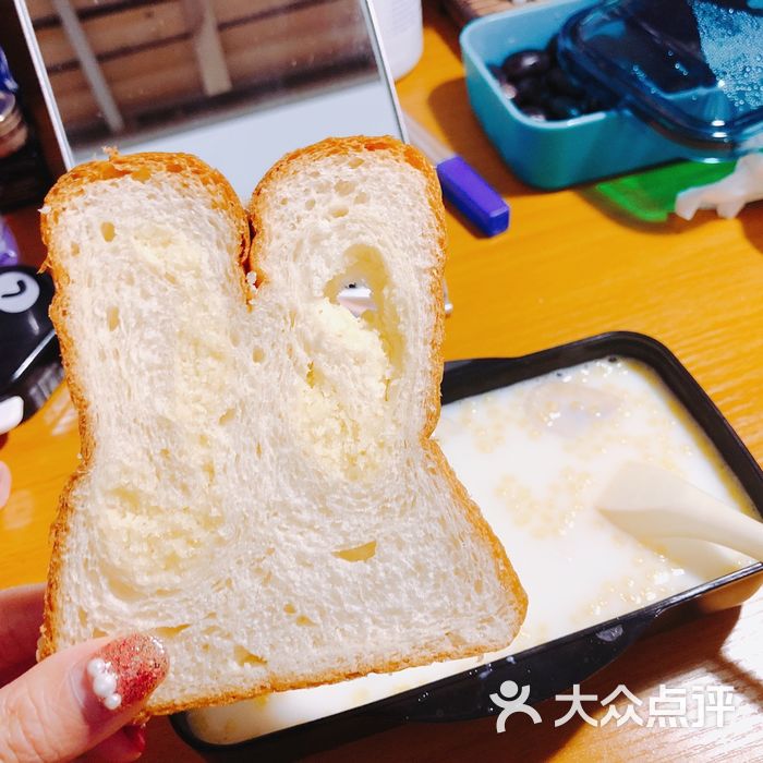 仟吉西饼面包吐司图片