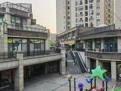 -黄泥岗·地道湖北菜(奥特莱斯店)