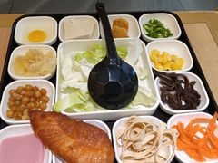 -阿香米线(凯德广场.1818店)