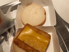 -麦当劳(华融店)