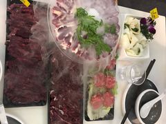 -三头牛·潮汕牛肉生蚝火锅 (夏湾店)