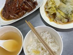 -华香鹅快餐店