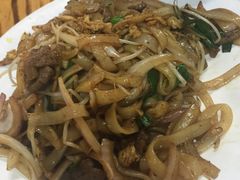 干炒牛河-禄源公·老莞诚饭店
