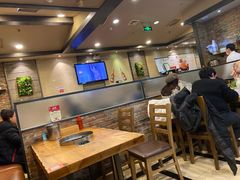 大堂-喇喇排骨火锅·传统韩式脊骨汤(望京西园总店)