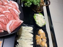 -钱家·乔老爷铜锅涮肉(曹路宝龙店)