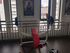 -美格菲健身(外滩店)