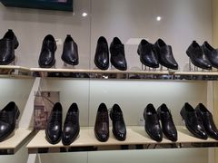 -云柏鞋业(十里堡店)