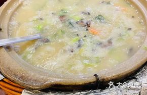 Dried Scallop and Shrimp Pork Rib Porridge