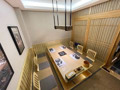 -枝魯枝魯自助料理