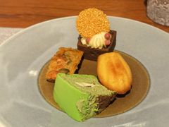 -阿纳迪酒店·秘境西餐厅