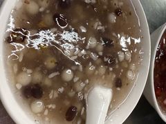 -芳婆糕团店(王府大街店)