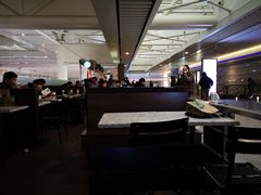 -星巴克(上海虹桥站2A检票口)