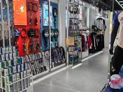 -YONEX苗江运动城(源深店)