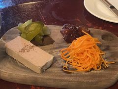 -羽深肉铺 Steak & Wine