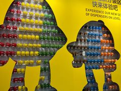 -m豆巧克力世界(上海世茂广场店)