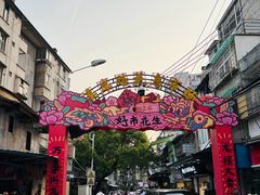 -溪岸路花鸟市场