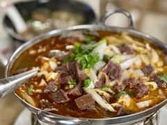 -闫家驴肉老店(华电一校店)