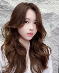 -十六番发型师事务所