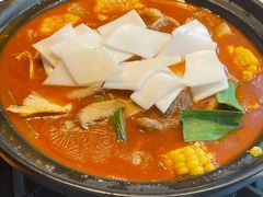 襄阳砂锅牛三鲜-莲餐厅·湖北菜·藕汤是头牌(愚园路店)