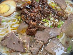 -花溪巷牛肉粉(泉城路店)