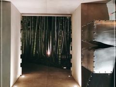 -穹六人间 people 6(岳阳路店)