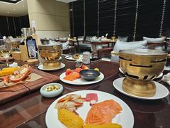 -朗丽兹自助餐厅