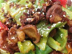 -雷祖芳老妈蹄花店